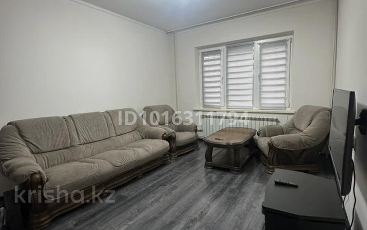 3-комнатная квартира · 72 м² · 1/9 этаж, мкр Таугуль-1 45 за 380 000 ₸ в Алматы, Ауэзовский р-н — фото 2