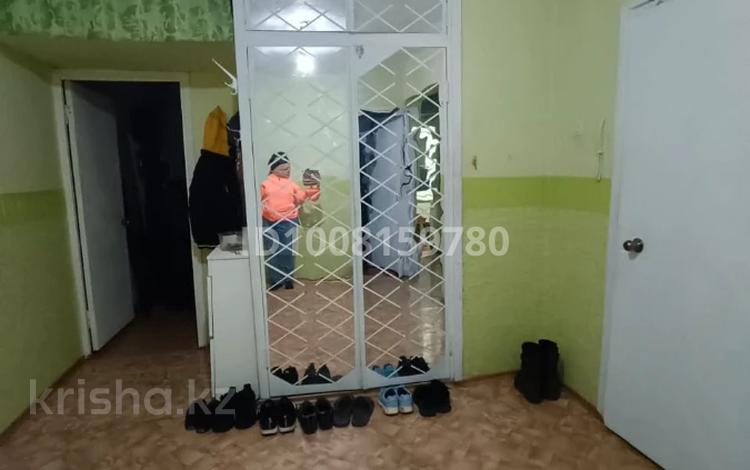 4-бөлмелі пәтер · 87 м² · 4/5 қабат, Микрорайон 6 26В, бағасы: 18 млн ₸ в Новой бухтарме — фото 2