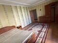3-комнатная квартира, 99 м², 3/12 этаж помесячно, мкр Жетысу-3 за 280 000 〒 в Алматы, Ауэзовский р-н — фото 3