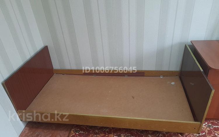 1 бөлме · 13 м², Потанина 18, бағасы: 140 000 ₸ в Усть-Каменогорске — фото 2