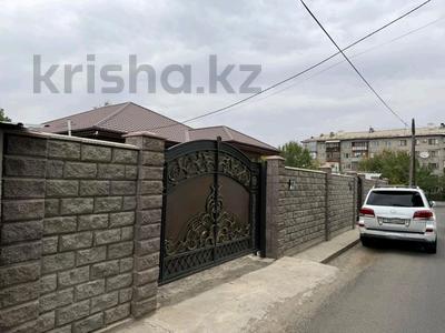 Отдельный дом · 4 комнаты · 180 м² · 8 сот., Биржан Сал 14 — Центр,,ДВД за 80 млн 〒 в Талдыкоргане