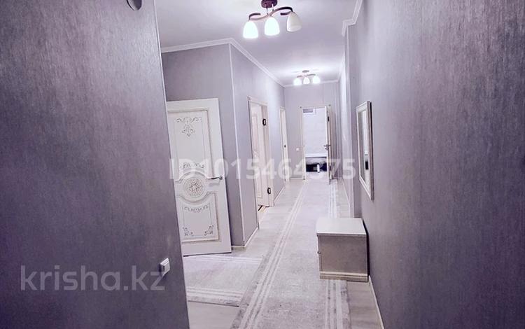 2-комнатная квартира · 60 м² · 5/7 этаж, мкр Акжайык — Аптека мурат фарм за 180 000 ₸ в Шымкенте, Абайский р-н — фото 2