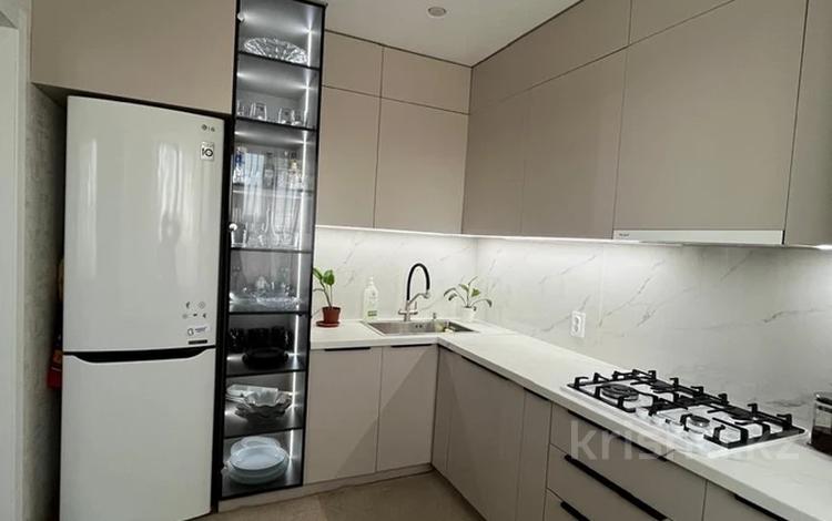 3-бөлмелі пәтер · 62 м² · 4/5 қабат, абылай хана 32, бағасы: 22.5 млн ₸ в Кокшетау — фото 2
