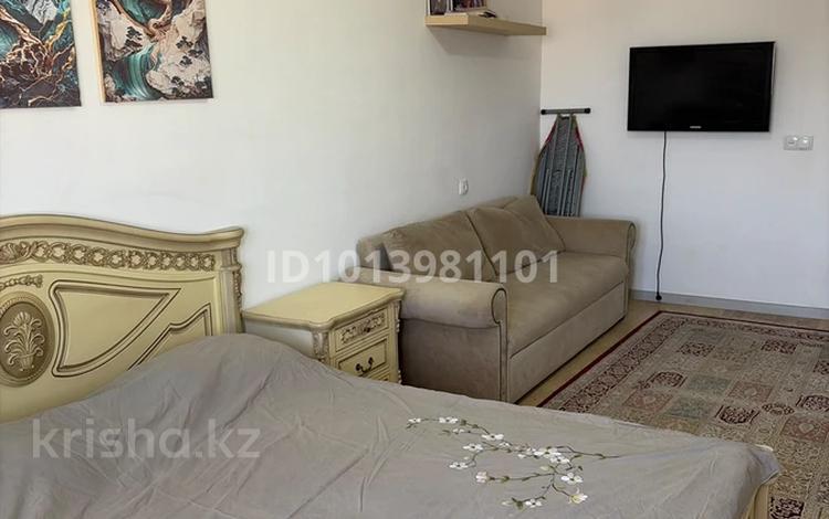 1-комнатная квартира · 47 м² · 10/10 этаж, 18А мкр 10 — Напротив “Халық Арена” за 140 000 ₸ в Актау — фото 2