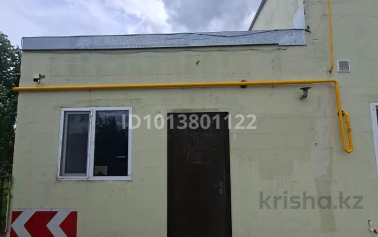 Магазины и бутики, азс, автосервисы и автомойки · 50 м² за 200 000 ₸ в Актюбинской обл., Хобда — фото 6