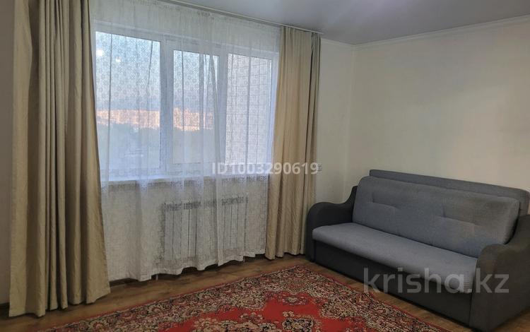 1-комнатная квартира · 42 м² · 7/10 этаж, Мкр Аксай, Б. Момышулы 25 за 250 000 ₸ в Алматы, Ауэзовский р-н — фото 2