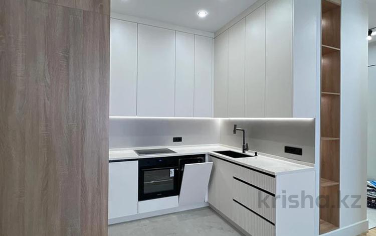 3-бөлмелі пәтер · 80 м² · 8 қабат, Розыбакиева 197/2, бағасы: 110 млн ₸ в Алматы, Бостандыкский р-н — фото 2