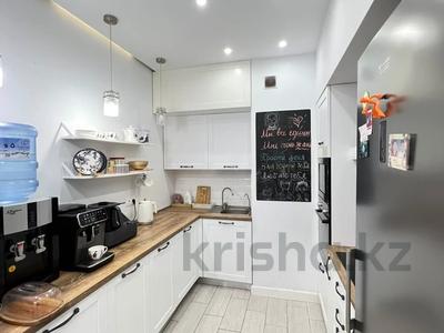 2-комнатная квартира · 75 м² · 15/18 этаж, Навои 208 — Торайгырова за ~ 68 млн ₸ в Алматы, Бостандыкский р-н