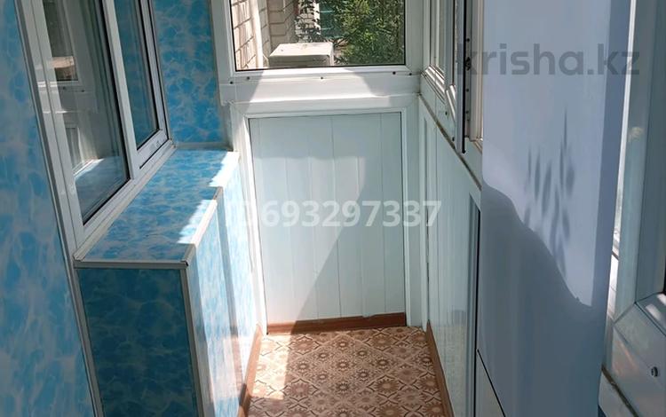 1-комнатная квартира · 40 м² · 2/5 этаж, мкр Астана — Т.д Алтындар.площадь Президента. за 115 000 〒 в Уральске — фото 9