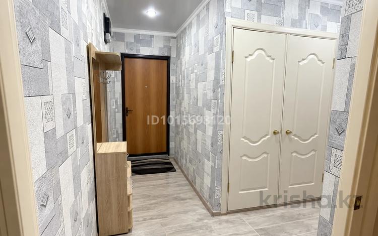 2-комнатная квартира · 48.4 м² · 2/5 этаж, Ескалиева за 18 млн ₸ в Уральске, мкр Школьник — фото 2