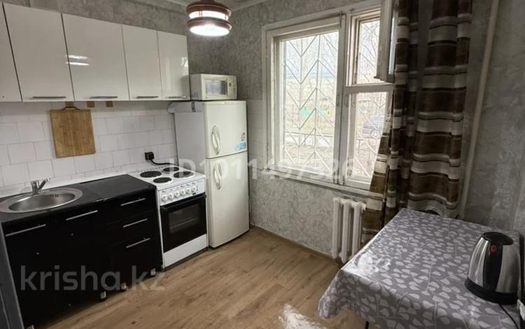 1-комнатная квартира · 34 м² · 1/5 этаж, Казыбек би 28 за 120 000 ₸ в Усть-Каменогорске, Ульбинский — фото 2