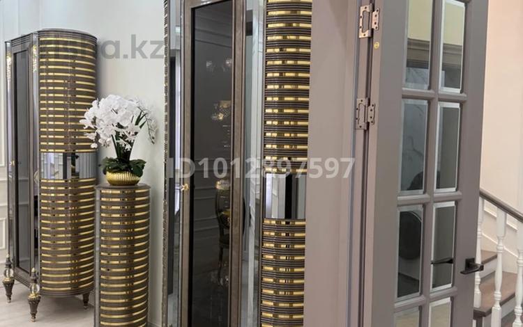 Отдельный дом · 6 комнат · 230 м² · 4 сот., Дуйсен Баянова 188 — Toyota centre за 78 млн ₸ в Таразе — фото 2