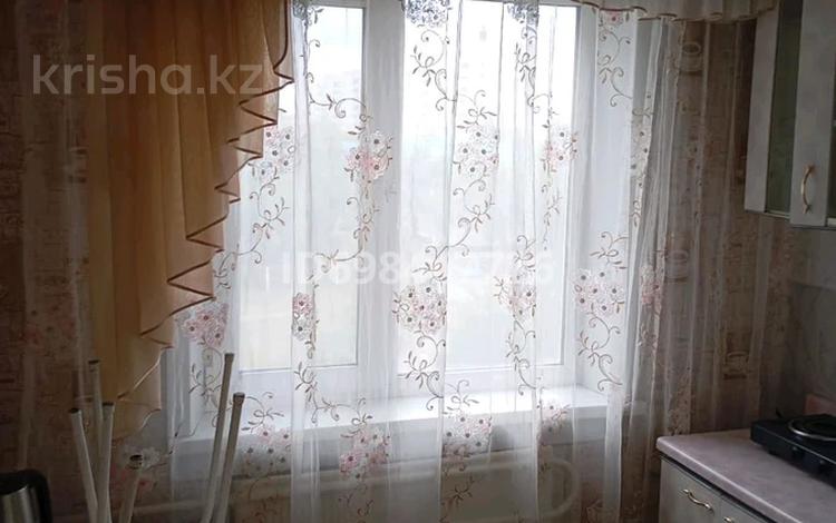 3-бөлмелі пәтер · 50 м² · 5/5 қабат, Камзина 5, бағасы: 85 000 ₸ в Аксу — фото 2