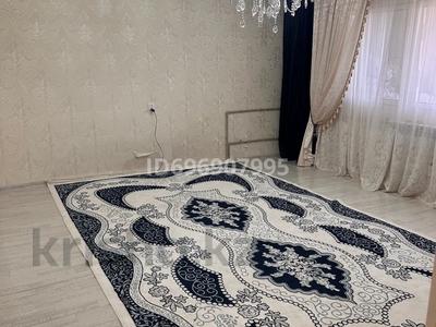 3-бөлмелі пәтер, 78 м², 4/4 қабат ай сайын, 4 10 — Коктем 10 111, бағасы: 150 000 〒 в Жанаозен