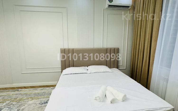 2-комнатная квартира · 57 м² · 7/14 этаж, 189 квартал за 20 000 ₸ в Шымкенте, Абайский р-н — фото 2