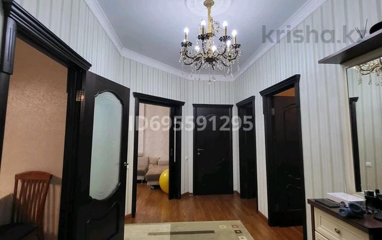 3-комнатная квартира · 97 м² · 7/14 этаж, мкр Пригородный, Мангилик Ел 17 за 370 000 ₸ в Астане, Есильский р-н — фото 2
