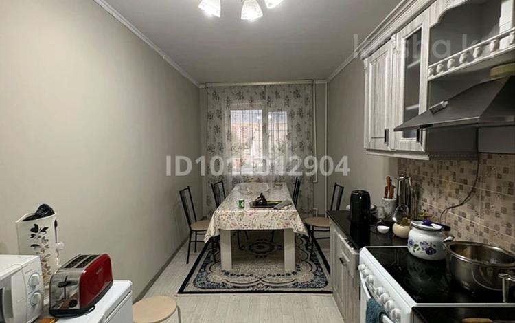 2-комнатная квартира · 73 м² · 2/4 этаж, Бөгенбайұлы 4 за 35 млн ₸ в Семее — фото 2
