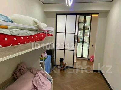 2-комнатная квартира · 57 м² · 1/5 этаж, Просп. Абылай Хана 2 за 250 000 ₸ в Алматинской обл.