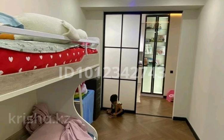 2-комнатная квартира · 57 м² · 1/5 этаж, Просп. Абылай Хана 2 за 250 000 ₸ в Алматинской обл. — фото 2