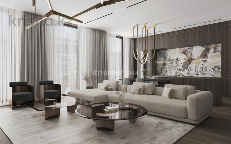 5-комнатная квартира · 200 м² · 2/2 этаж, Микрорайон 3 3 за 25 млн ₸ в Степногорске — фото 4