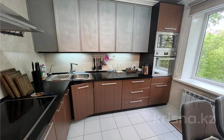 3-комнатная квартира · 65.8 м² · 3/5 этаж, мкр Юго-Восток, мкр Степной 2 за 29.5 млн ₸ в Караганде, Казыбек би р-н — фото 10