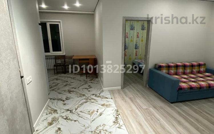 2-бөлмелі пәтер · 50 м² · 5/6 қабат, мкр Кокжиек 35, бағасы: 220 000 ₸ в Алматы, Жетысуский р-н — фото 2