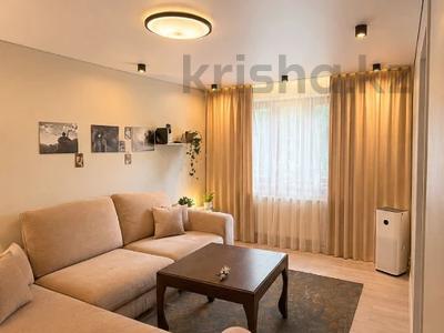 2-бөлмелі пәтер · 54 м² · 2/4 қабат, Шевченко 162Б, бағасы: 45 млн ₸ в Алматы, Алмалинский р-н