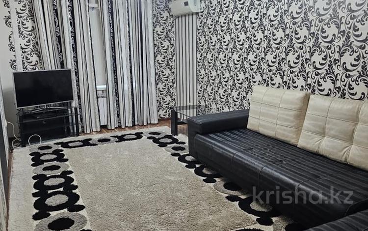 3-комнатная квартира · 65 м², Тамерланское 40 за 200 000 ₸ в Шымкенте — фото 2