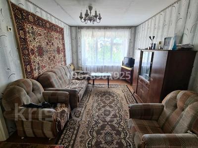2-комнатная квартира, 44.7 м², 3/5 этаж, 2 мкр 10 за 7 млн 〒 в Лисаковске