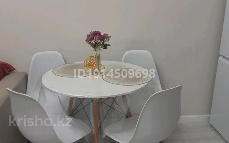1-бөлмелі пәтер · 37 м² · 1/12 қабат, Чингиз Айтматов, бағасы: 3 000 ₸ в Астане, Нура р-н — фото 5