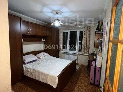 2-комнатная квартира, 52 м², 3/5 этаж, мкр Аксай-3А за 34 млн 〒 в Алматы, Ауэзовский р-н