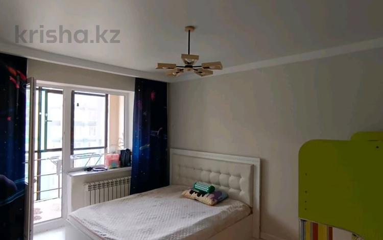 2-комнатная квартира, 70 м², 7/9 этаж помесячно, Е-51 ул 40 — Е-22 за 250 000 〒 в Астане, Есильский р-н — фото 2