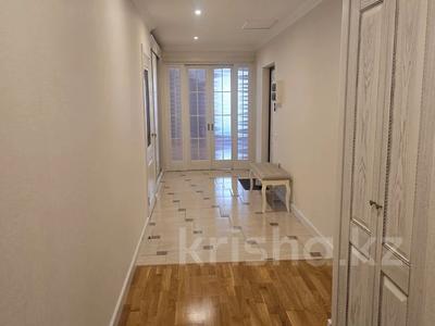 3-комнатная квартира · 130 м² · 4/8 этаж, мкр Мирас, мкр. Мирас 157 за 145 млн ₸ в Алматы, Бостандыкский р-н