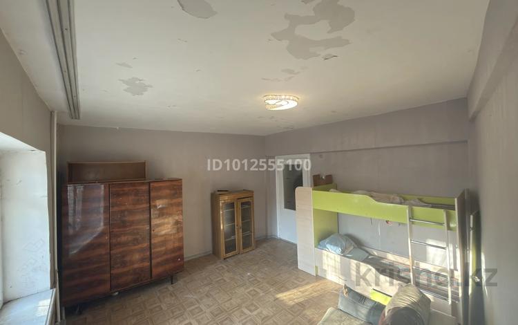 2-бөлмелі пәтер · 55 м² · 1/5 қабат, Утеген бытыр 108, бағасы: 33 млн ₸ в Алматы, Ауэзовский р-н — фото 2