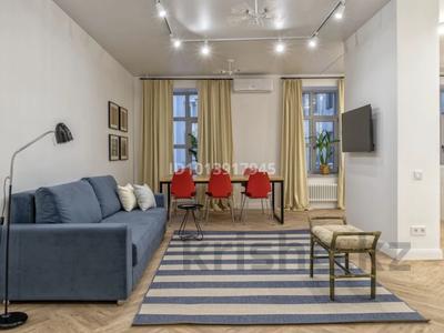 3-комнатная квартира · 112.6 м² · 12/12 этаж, мкр Уркер, Мухамедханова 4а — ТРЦ «Хан-Шатыр» за 30 000 ₸ в Астане, Нура р-н