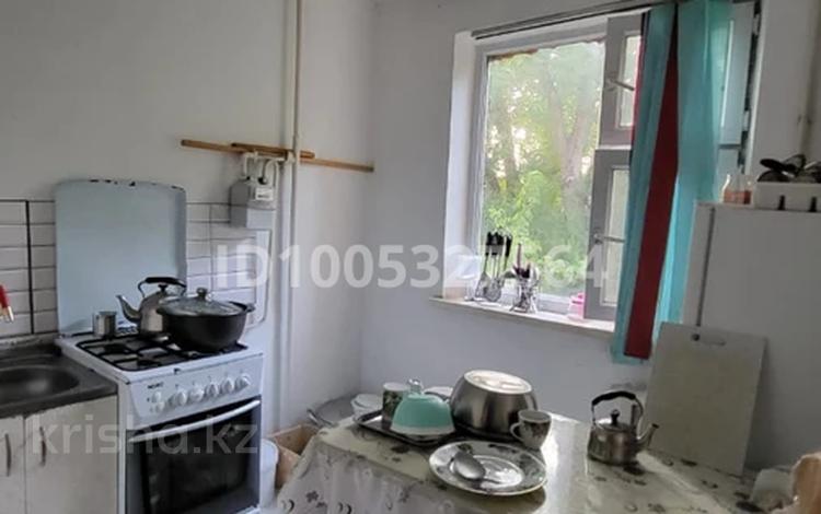 2-комнатная квартира · 44 м² · 3/5 этаж, Қазыбек би 179 за 90 000 ₸ в Таразе — фото 2