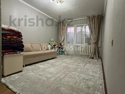 3-комнатная квартира · 60 м² · 4/5 этаж, мкр Аксай-3 15 за 37 млн ₸ в Алматы, Ауэзовский р-н