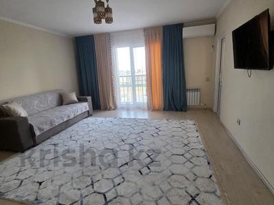 3-комнатная квартира · 80 м² · 4/12 этаж, 11 мкр — 11 улица ресторан "Премиум Мята"ТРЦ"Туран Молл" за 15 000 ₸ в Туркестане