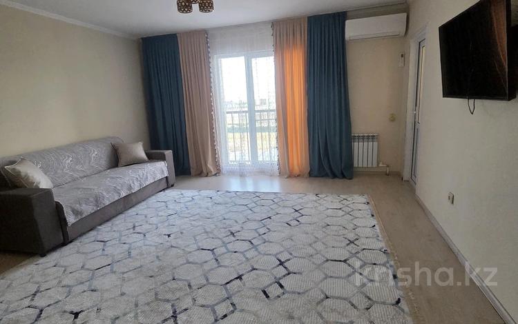 3-комнатная квартира · 80 м² · 4/12 этаж, 11 мкр — 11 улица ресторан "Премиум Мята"ТРЦ"Туран Молл" за 15 000 ₸ в Туркестане — фото 24