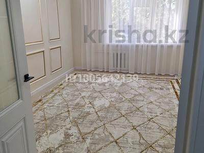 4-комнатная квартира · 76 м² · 2/5 этаж, мкр Центральный, Сырым Датова 14 за 25 млн 〒 в Атырау