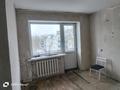 1-комнатная квартира, 32 м², 4/4 этаж, Ертышская 1 за 2.2 млн 〒 в Курчатове — фото 2