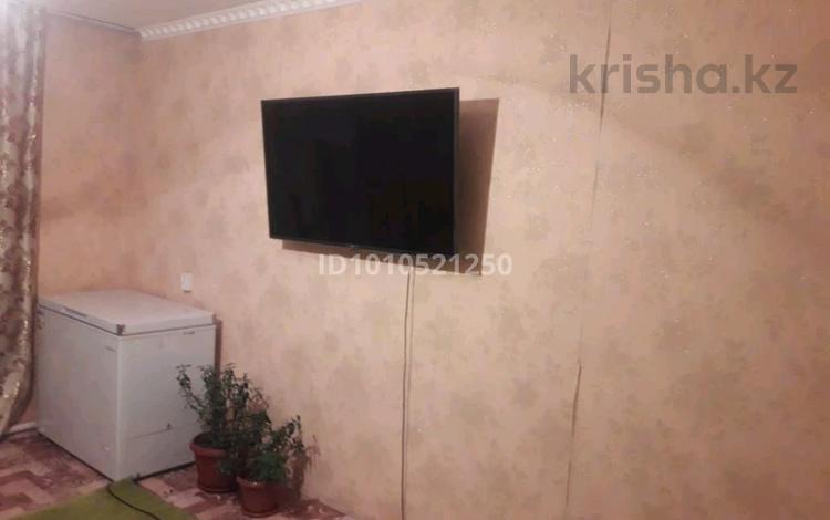 3-комнатная квартира · 66 м² · 2/2 этаж, Батырханова 95 16 — Магазин,аптека,белый дом,интернат за 20 млн ₸ в  — фото 2