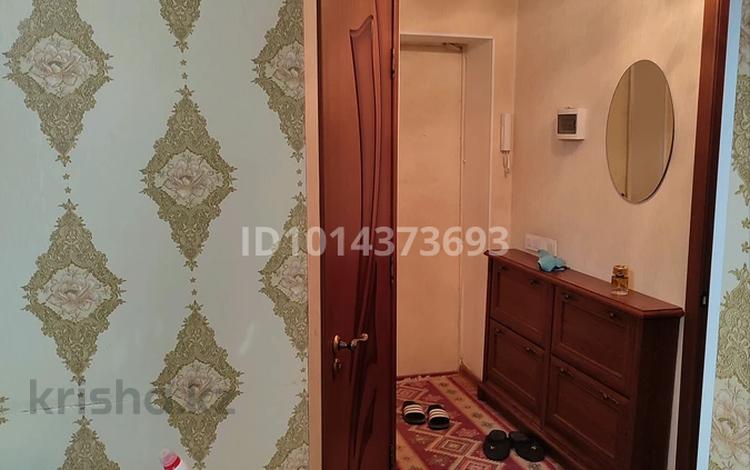 3-бөлмелі пәтер · 60 м² · 3/5 қабат, Айтбаева — В центрге города, бағасы: 12 млн ₸ в  — фото 2