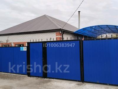 Отдельный дом · 3 комнаты · 100 м² · 6 сот., мкр Шанхай, Сауран 92 — Вавилова за 25 млн 〒 в Актобе