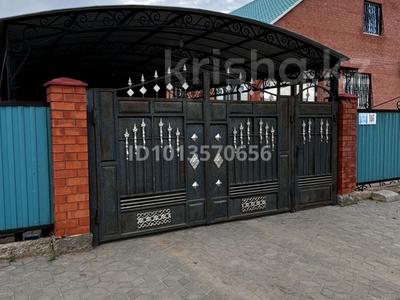 Жеке үй · 5 бөлме · 170 м² · 10 жүзд., Еңілік-Кебек 51 — 45 школы, бағасы: 42 млн ₸ в Актобе, жилой массив Акжар-2