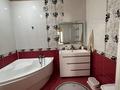 Жеке үй · 5 бөлме · 170 м² · 10 жүзд., Еңілік-Кебек 51 — 45 школы, бағасы: 42 млн ₸ в Актобе, жилой массив Акжар-2 — фото 9