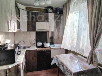 3-комнатная квартира · 63 м² · 3/5 этаж, Заводская за 20.5 млн 〒 в Петропавловске