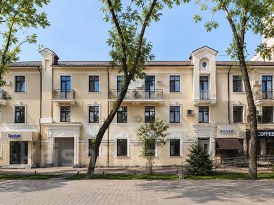 3-комнатная квартира · 73 м² · 3/3 этаж, Абая 15 — СТАЛИНКА - - - СТАЛИНКА за 61 млн ₸ в Алматы, Медеуский р-н