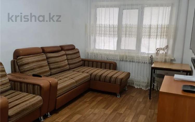 3-бөлмелі пәтер · 63 м² · 1/5 қабат, мкр Юго-Восток, Строителей 20, бағасы: 22 млн ₸ в Караганде, Казыбек би р-н — фото 2