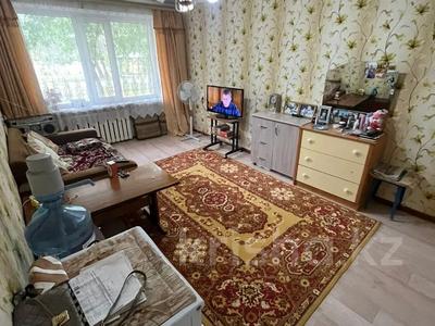 2-комнатная квартира, 44 м², 1/5 этаж, Жетысу за 12.5 млн 〒 в Талдыкоргане